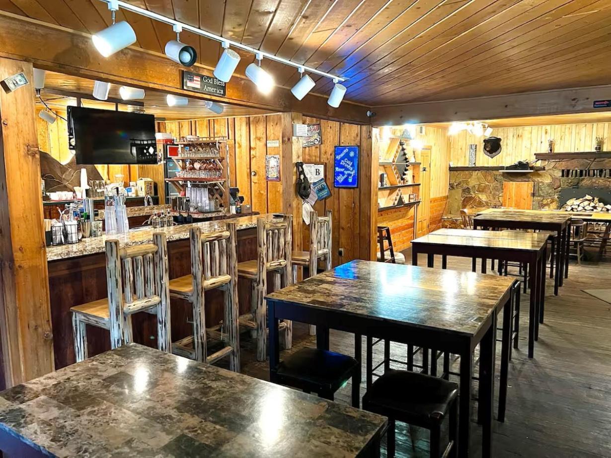 Triple G'S Resort - Cabin 3 Пиннакл Экстерьер фото